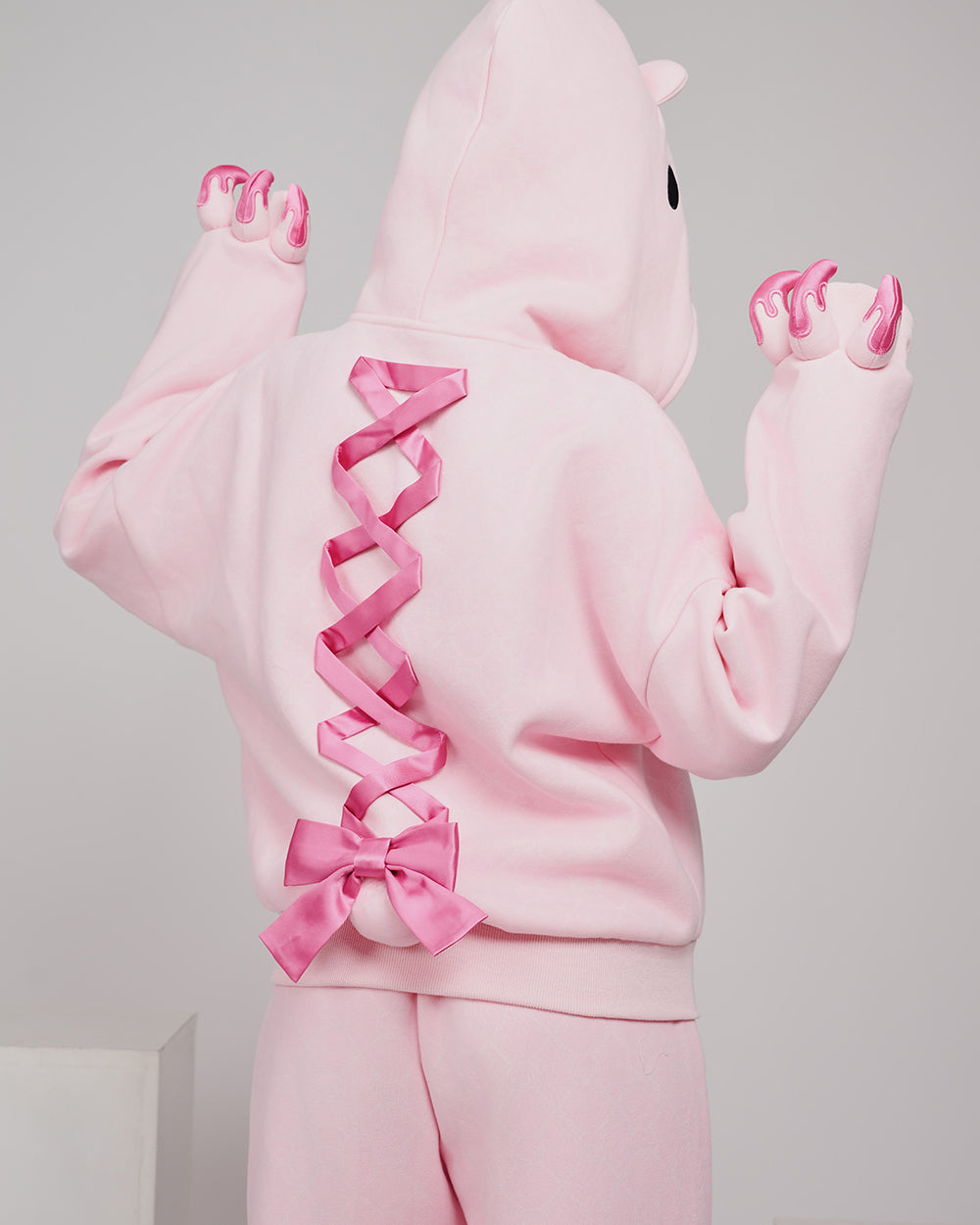 Pre-Order Pastel Winter Hoodie [MOEFLAVOR x Gloomy Bear]